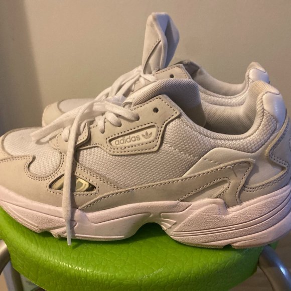 adidas Shoes - Adidas Torsion Shoes in Beige